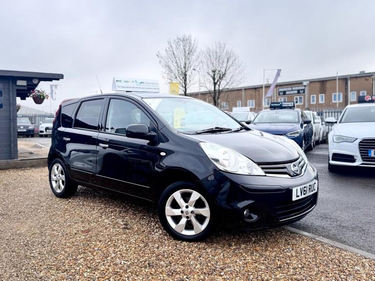 2011 Nissan Note 1.6 Tekna 5dr Auto MPV Petrol Automatic