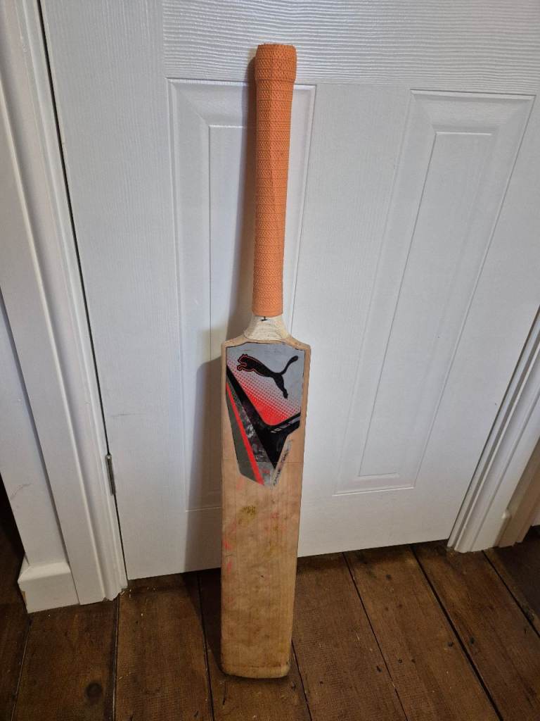 Puma Junior Cricket Bat