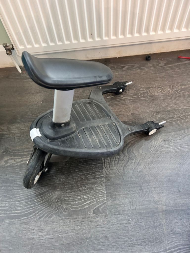 Black Buggy Board with Seat Attachment – Great Condition