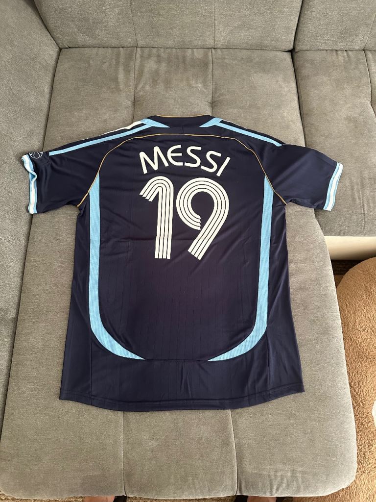 Messi 19 Argentina football shirt size XL adidas jersey 2006 world cup away kit retro vintage