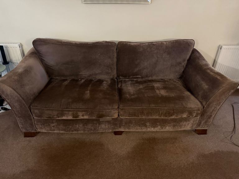 Comfy Three-Seater Sofa in Brown Fabric – Good Condition