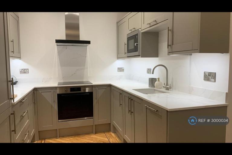2 bedroom flat in Cheltenham Court, Middleton St. George, Darlington, DL2 (2 bed) (#3000034)