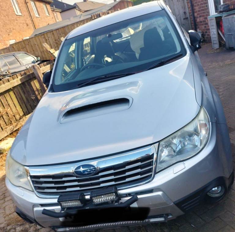 BREAKING Subaru Forester 2.0D 2009 BREAKING 
