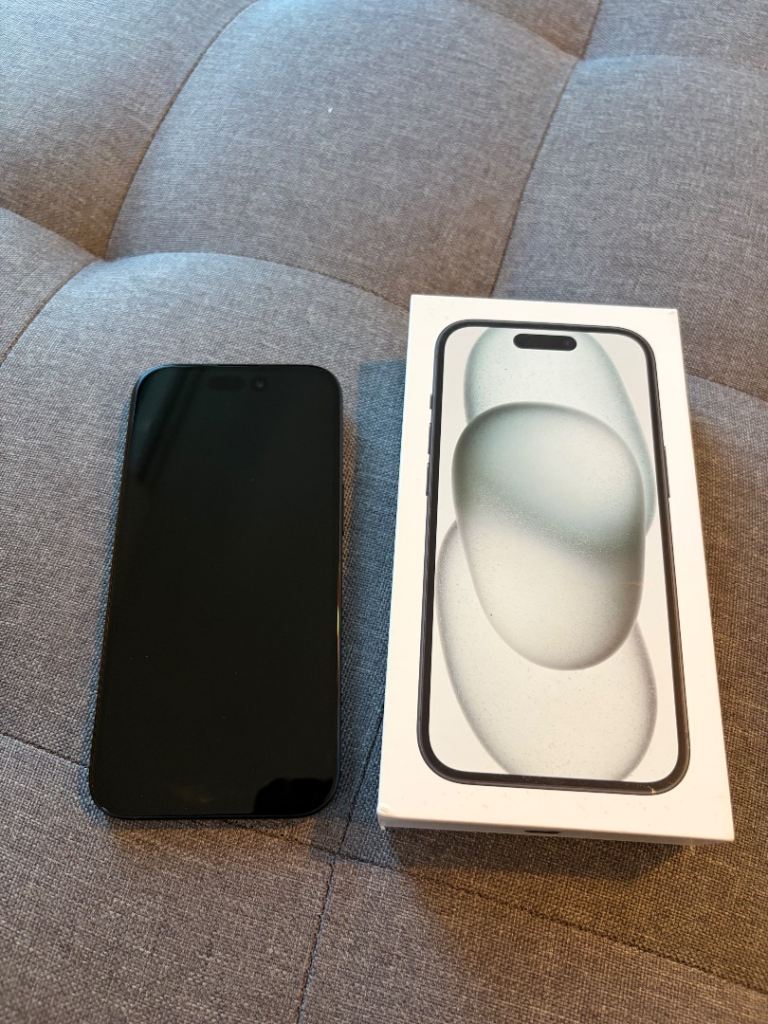 Black Iphone 15 128 GB unlocked 