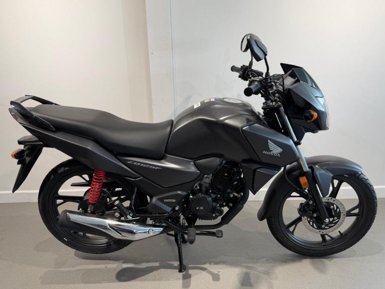 2026 HONDA CB125F, **PRE-REGISTERED BARGAIN**