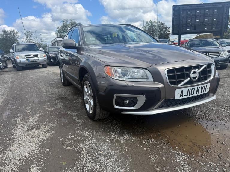 2010 (10) VOLVO XC70 SE LUX AWD D5 AUTO | Diesel | MOT 06/27 | TOWBAR | SUNROOF
