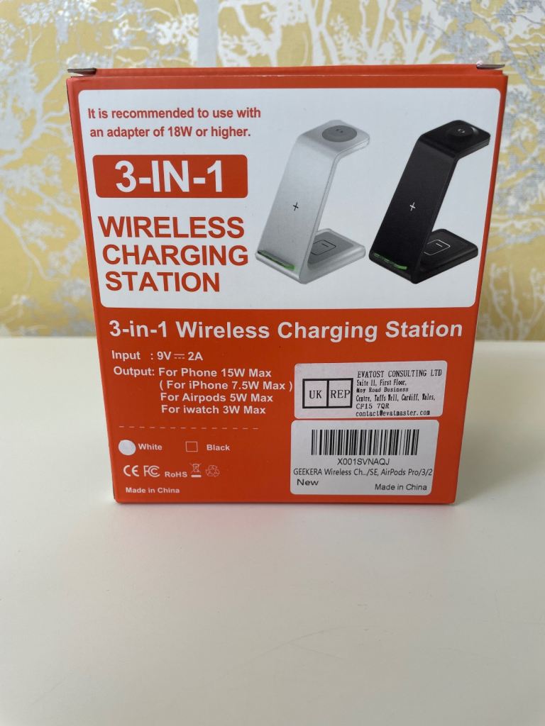 GEEKERA 3-IN-1 Wireless Charging Station Brand New White