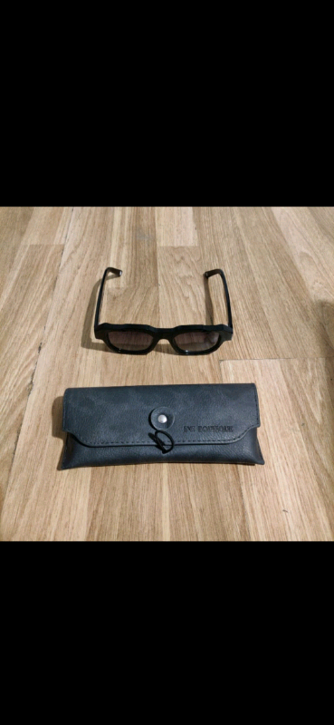 Sunglasses 