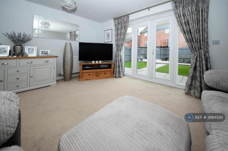 3 bedroom house in Woodhouses Avenue, Audenshaw, Manchester, M34 (3 bed) (#2684593)