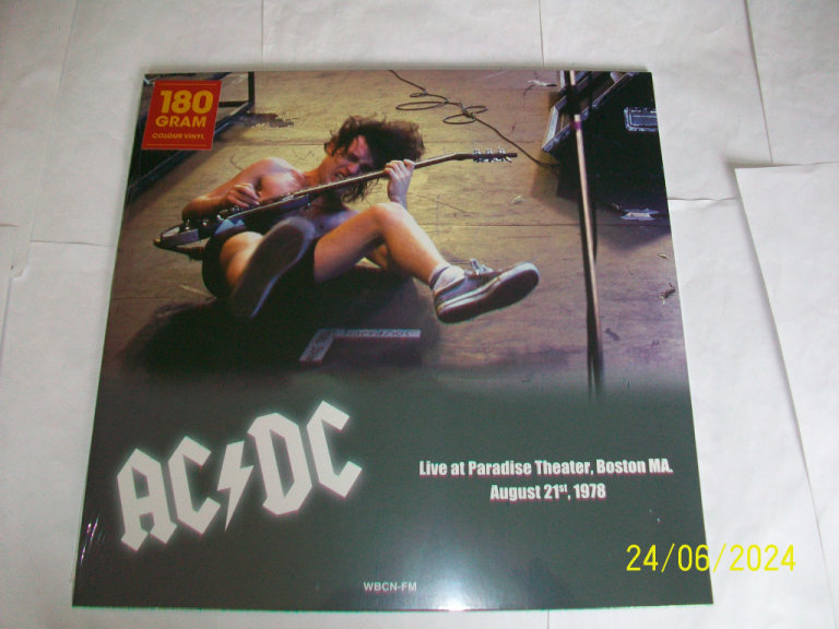 Ac Dc live at paradise theatre boston 21/8/78