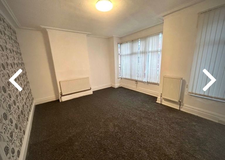 4 bedroom property in whalley range