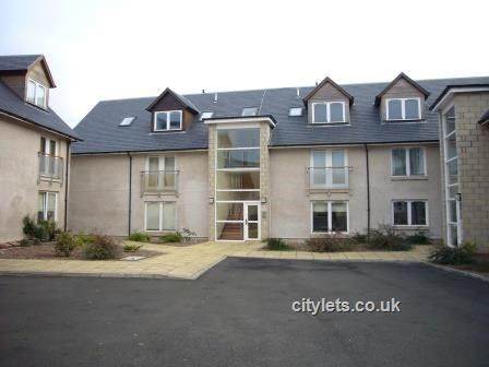 ONE BEDROOM SPACIOUS UNFURNISHED FIRST FLOOR FLAT 