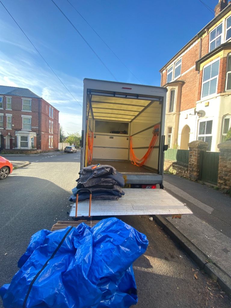 MAN & VAN 🚚 HOUSE REMOVALS • FURNITURE DELIVERY • SAME DAY