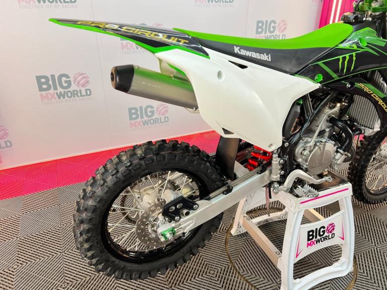 Kawasaki KX 85 2019 - Bud Racing Edition - 20 Genuine Hours 