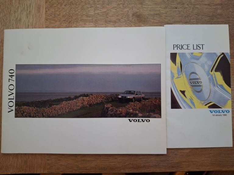 Volvo 740 Sales Brochure 1990 with price list.