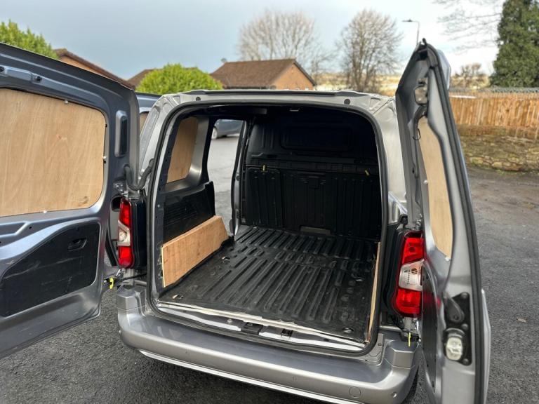 2022 Peugeot Partner 1.5 BlueHDi 1000 Asphalt Premium Standard Panel Van 5dr Diesel Manual SWB E ...