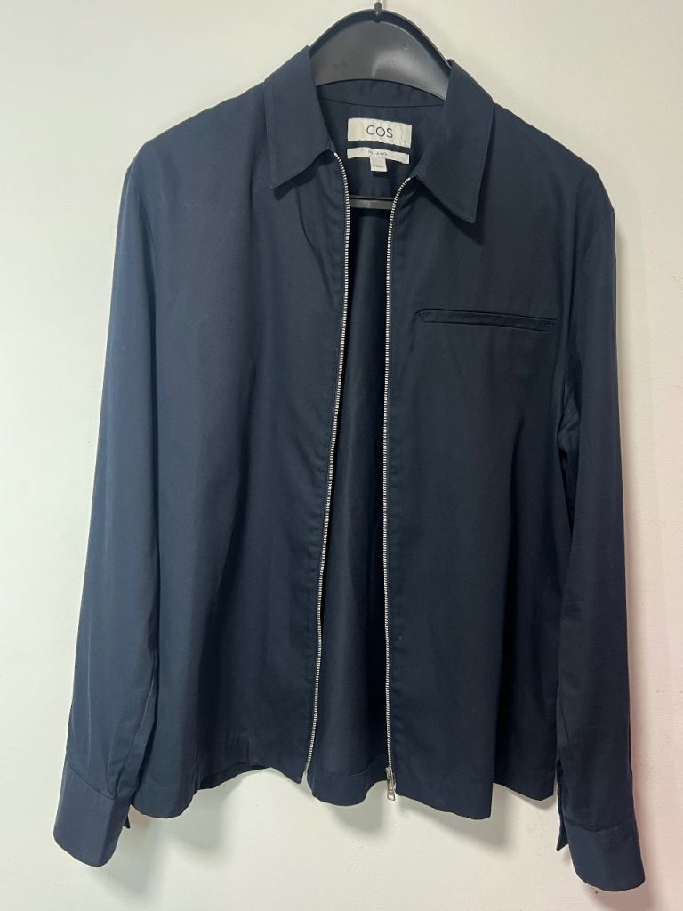 COS men’s casual zip jacket 