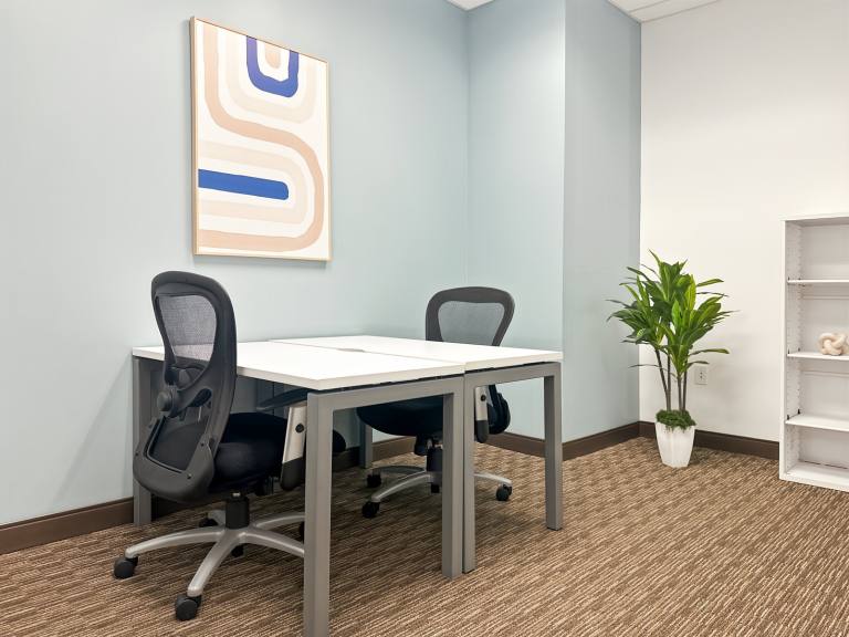 Leatherhead - KT22 9DF \ Office Space for Rent - 2 Workstations