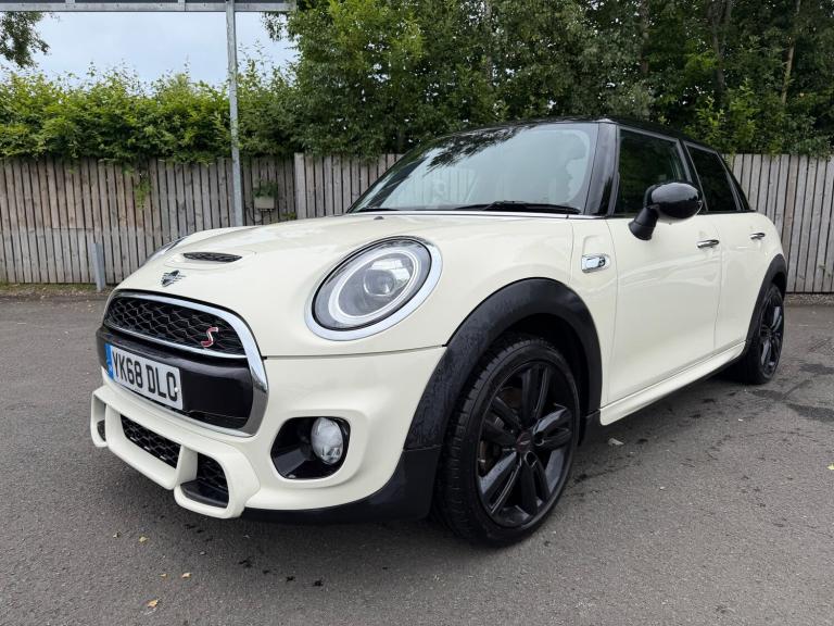 2019 MINI Hatch 2.0 Cooper S Sport Hatchback 5dr Petrol Manual Euro 6 (s/s) (192 ps) Hatchback Pe...