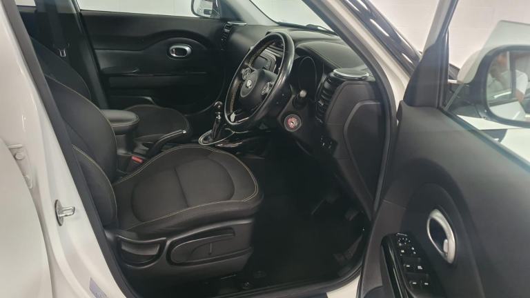 Kia Soul 1.6 URBAN Crdi * GEN 29,000 MILES * ULEZ OK * REVERSE CAM* LOVELY CAR