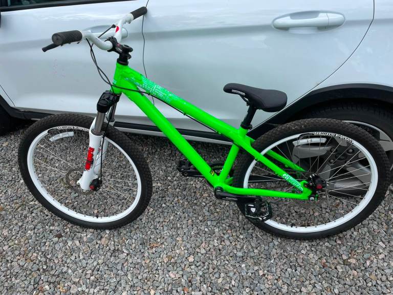 Commencal Dirt Jump Bike