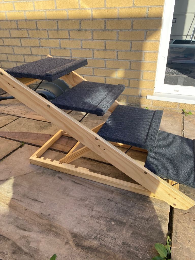 Dog/cat stairs