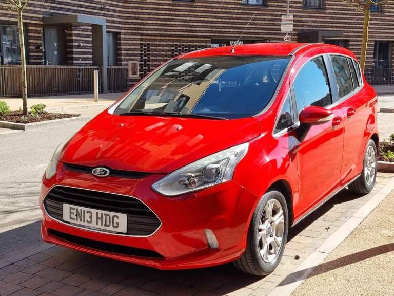 Ford B‑Max Titanium 1.6 Auto | Petrol | ULEZ Compliant | Compact MPV - Fixed