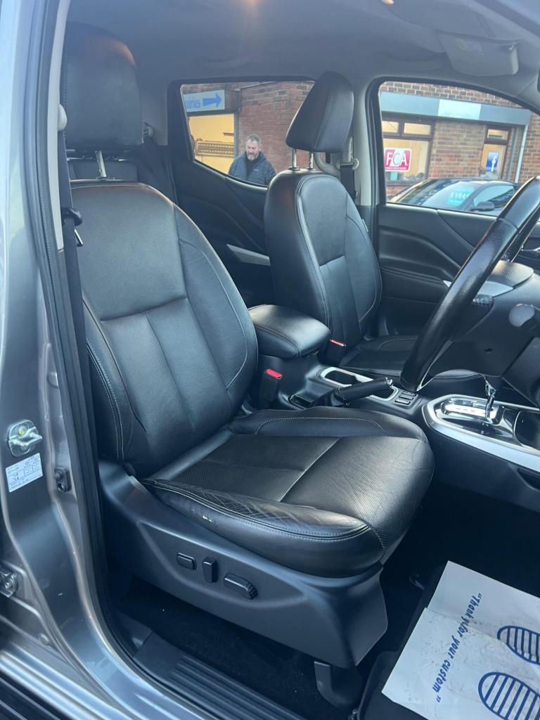 2019 Nissan Navara Double Cab Pick Up Tekna 2.3dCi 190 4WD Auto PICK UP DIESEL Automatic