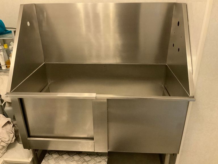 Professional Dog Grooming Bath/Tub.  H-104