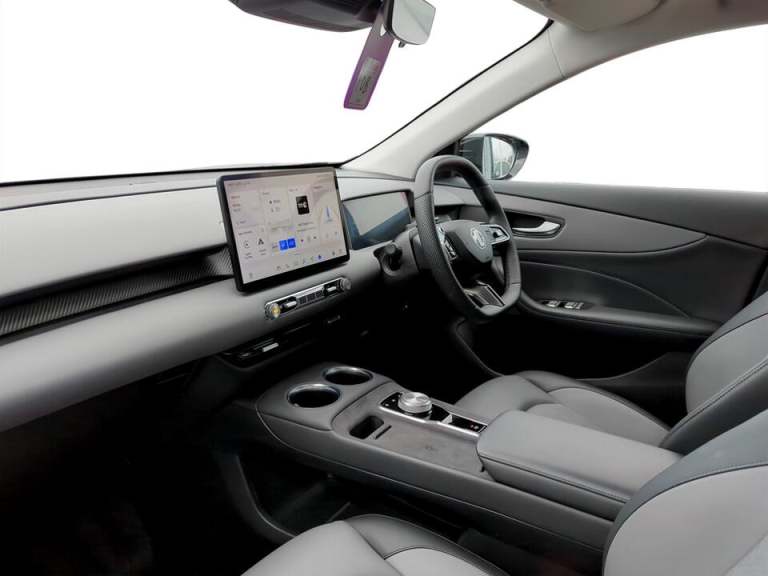 2025 MG MGS5 170kW Trophy EV Long Range 64kWh 5dr Auto HATCHBACK ELECTRIC Automatic