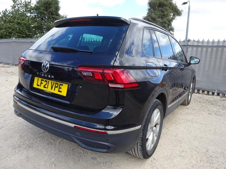 2021 21 REG VOLKSWAGEN TIGUAN LIFE TSI DAMAGED REPAIRABLE SALVAGE