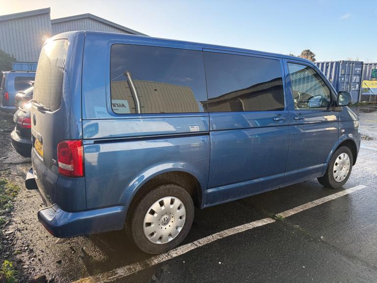 2014 Volkswagen Transporter Shuttle 2.0 TDI 140PS SE DSG WHEELCHAIR ACCESSIBLE WAV MPV Diesel Sem...