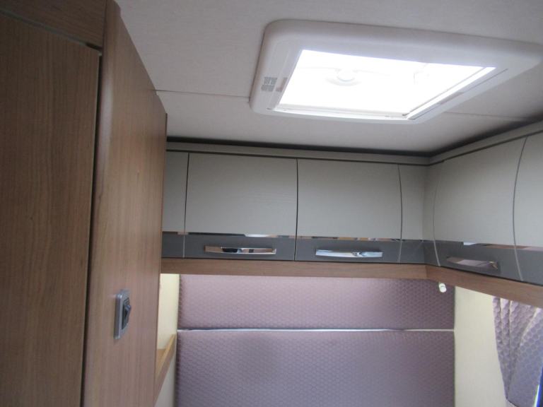 Auto Trail Tracker FB