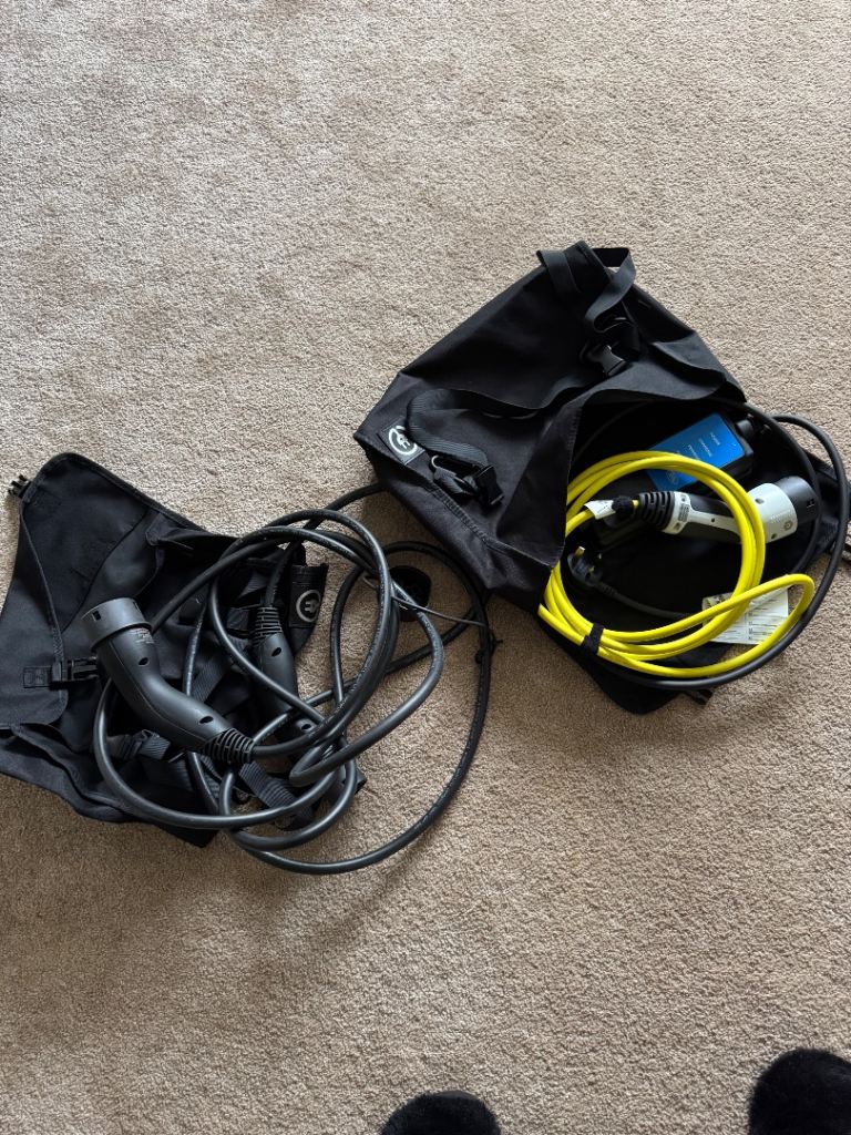 EV Electric Car Charger leads x 2 Range Rover 