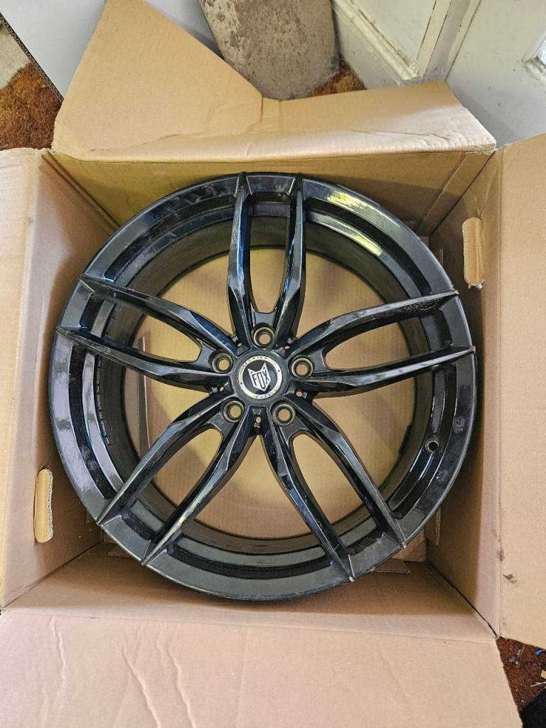 19" fox racing wheels to fit merc A class 