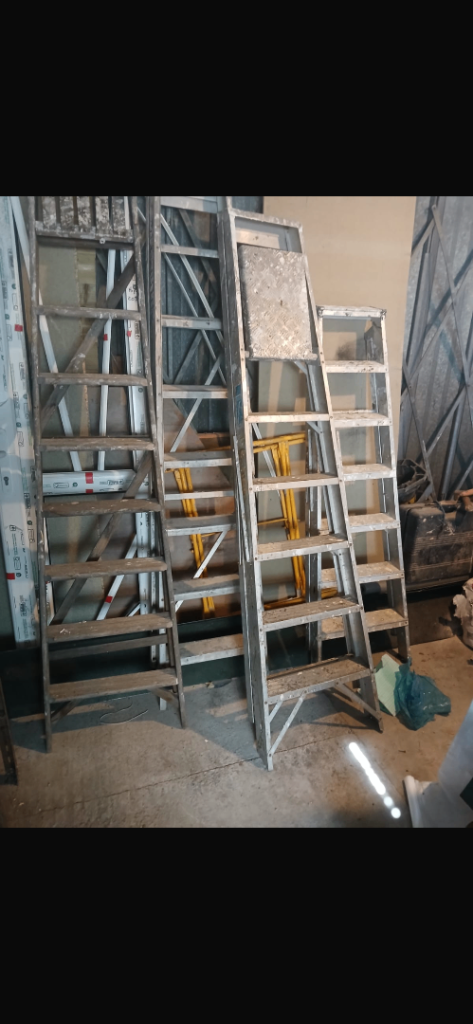 Ladder steps 