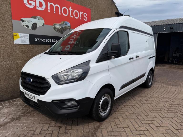2019 Ford Transit Custom 2.0 300 EcoBlue L1 H2 Euro 6 5dr PANEL VAN Diesel Manual