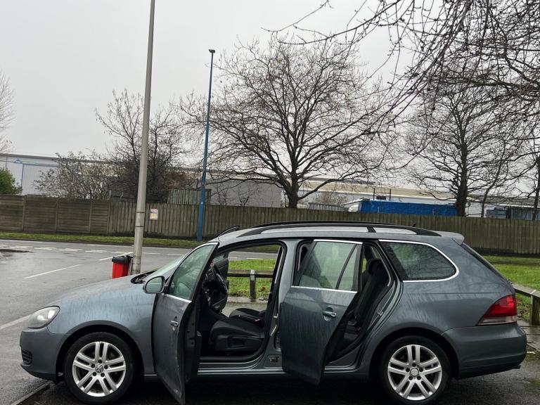 2010 Volkswagen Golf 1.6 TDI 105 SE 5dr DSG ESTATE Diesel Automatic