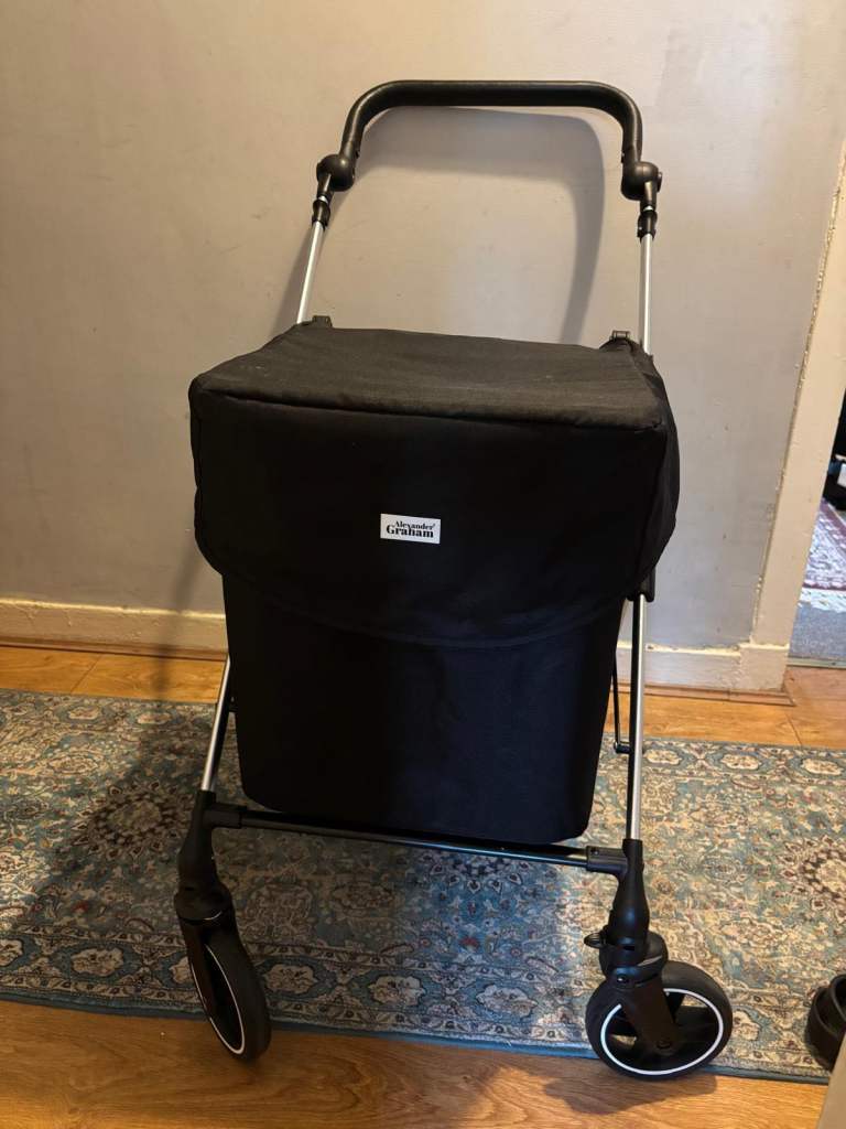 Alexander Graham 4-Wheel Mobility Shopping Trolley – Very Good Condition