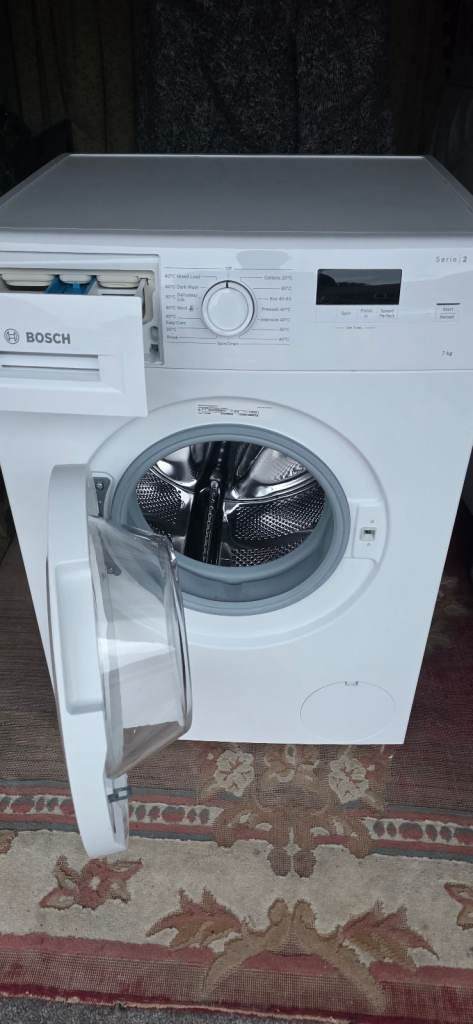 Like new Bosch 7kg washing machine, spotlessly clean 
