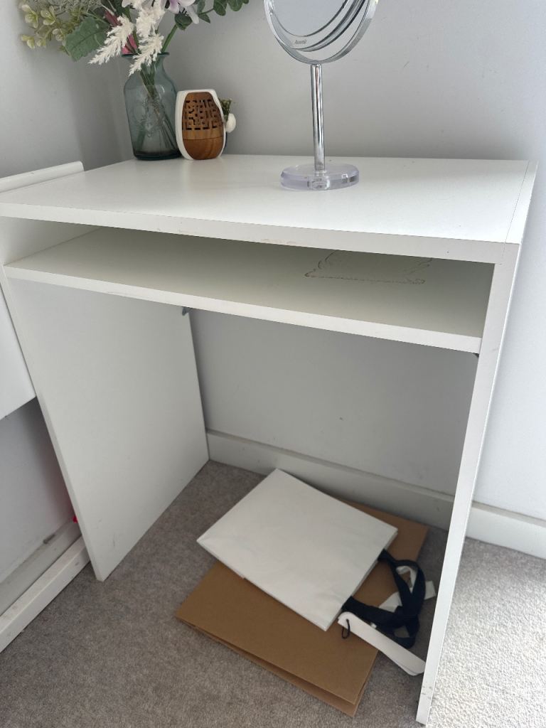 White Wooden Desk with Shelf – Good Condition