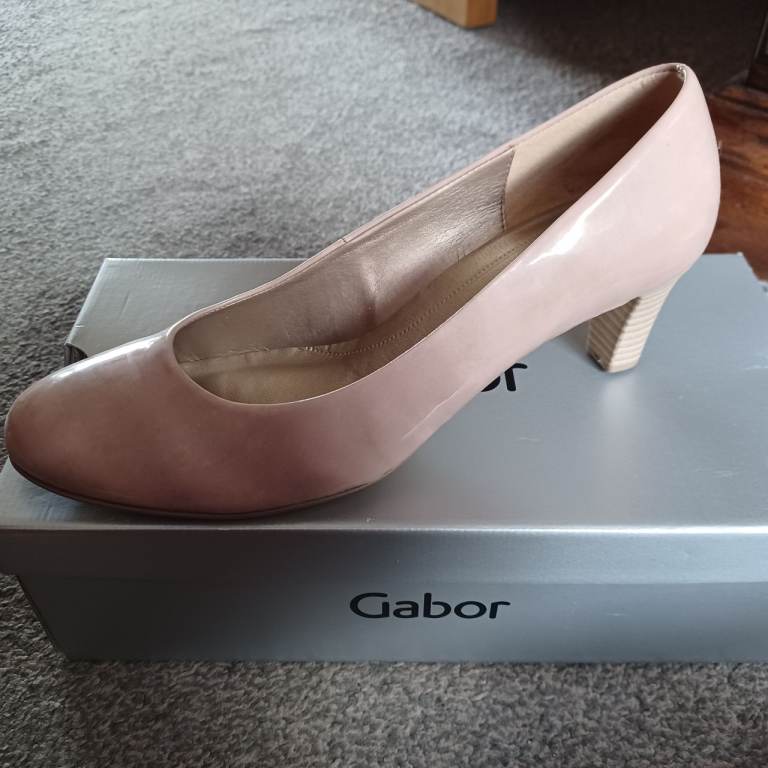 Gabor Pink Block Heel Court Shoes – Good Condition