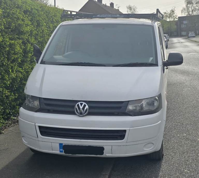 Volkswagen transporter t5 accident damage 