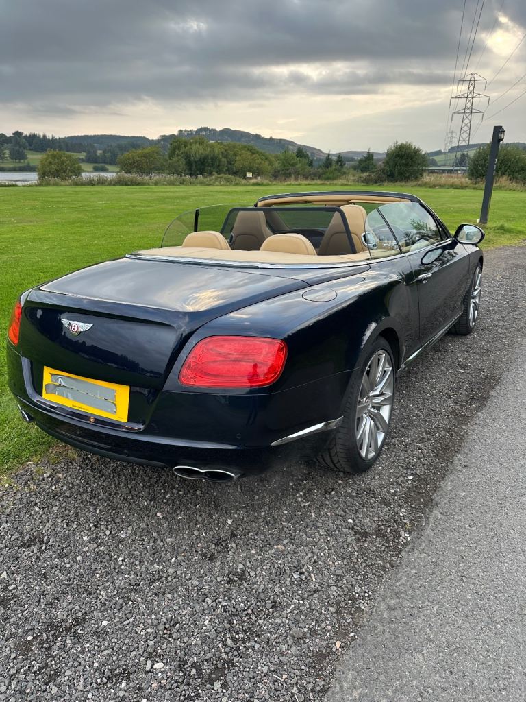 Bentley, CONTINENTAL GTC, Convertible, 2013, Semi-Auto, 3993 (cc), 2 doors