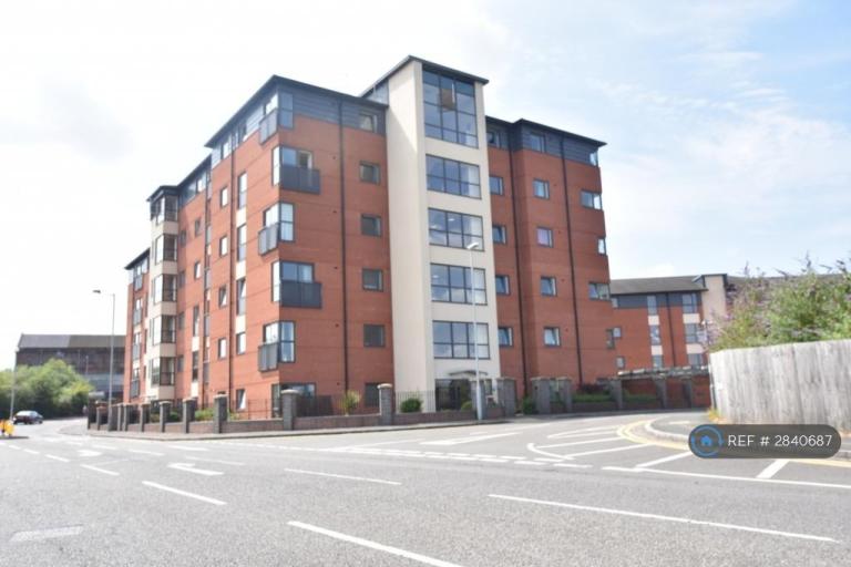2 bedroom flat in Broad Gauge Way, Wolverhampton, WV10 (2 bed) (#2840687)