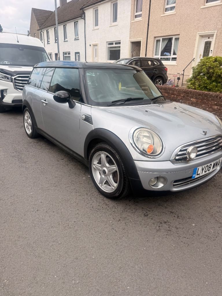 Mini Cooper clubman
