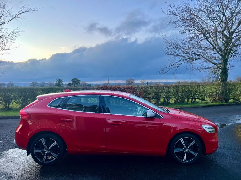 Volvo V40 R Design D2 Nav Cruise, £20 Tax, Audi A3, BMW 1 Series, Mercedes A Class, Focus, Mazda 3