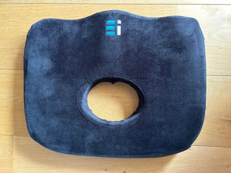 Donut Seat Cushion for Pain Relief - Orthopaedic Pillow
