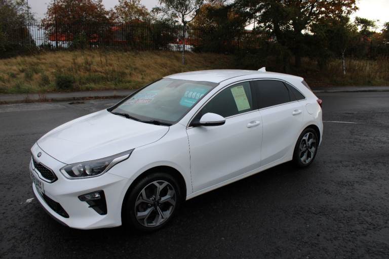 KIA CEED 1.6 CRDi 3 2019,Sat Nav,Diamond Cut Alloys,Reverse Cam,Half Leather,F.S.H,Ulez Compliant