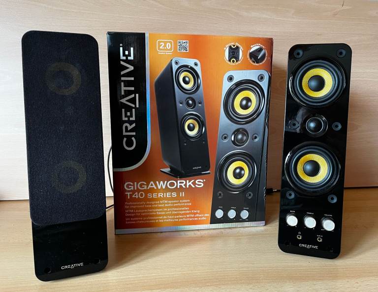 Creative T40 computer speakers